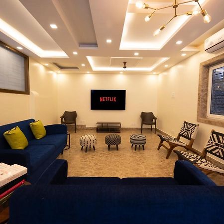 Lakeside Suites Calcutta Extérieur photo
