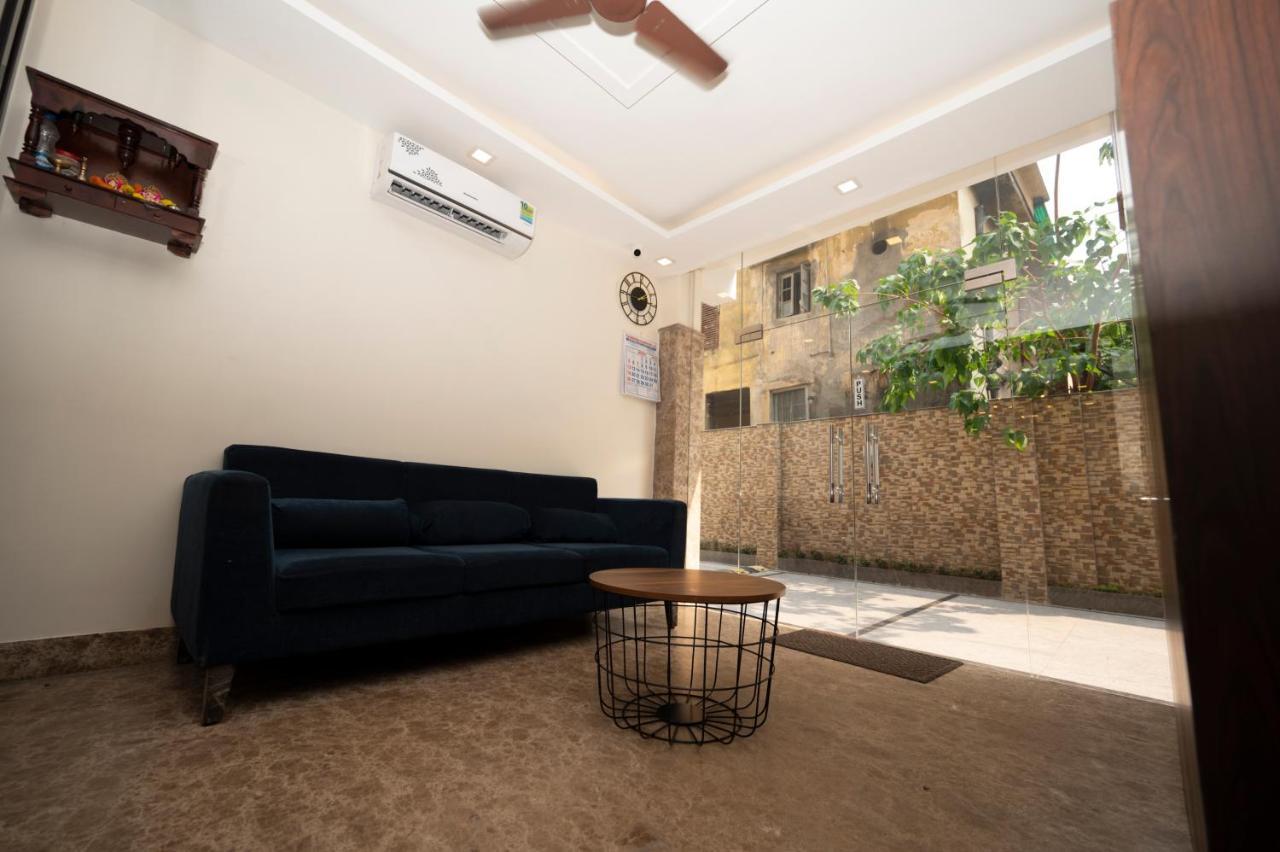 Lakeside Suites Calcutta Extérieur photo