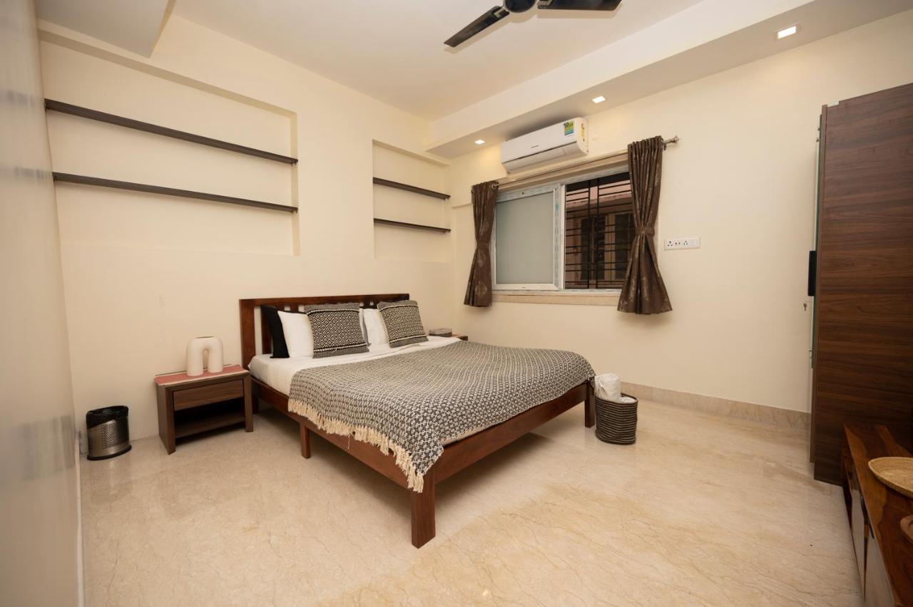 Lakeside Suites Calcutta Extérieur photo