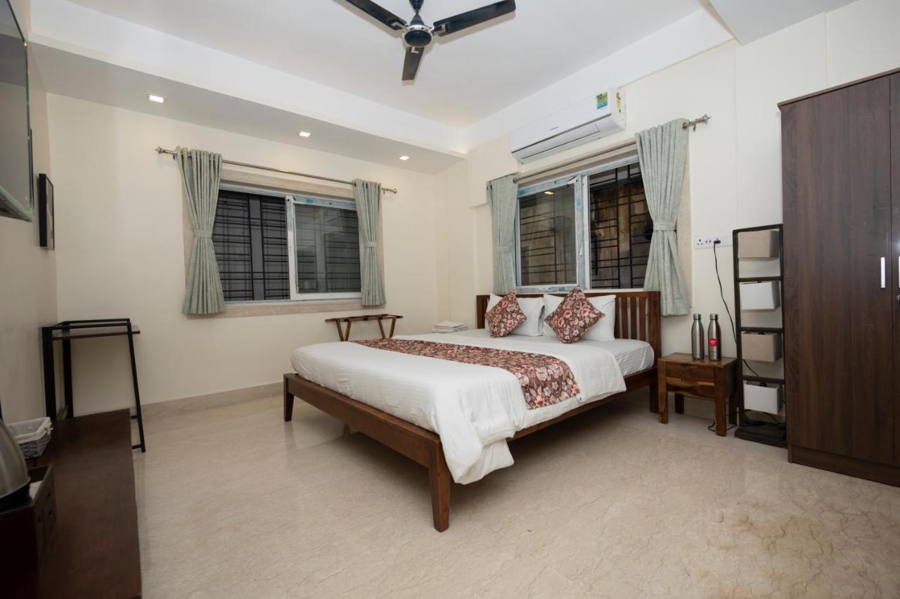 Lakeside Suites Calcutta Extérieur photo