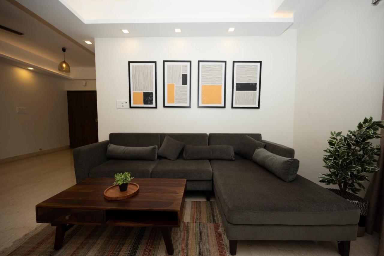 Lakeside Suites Calcutta Extérieur photo