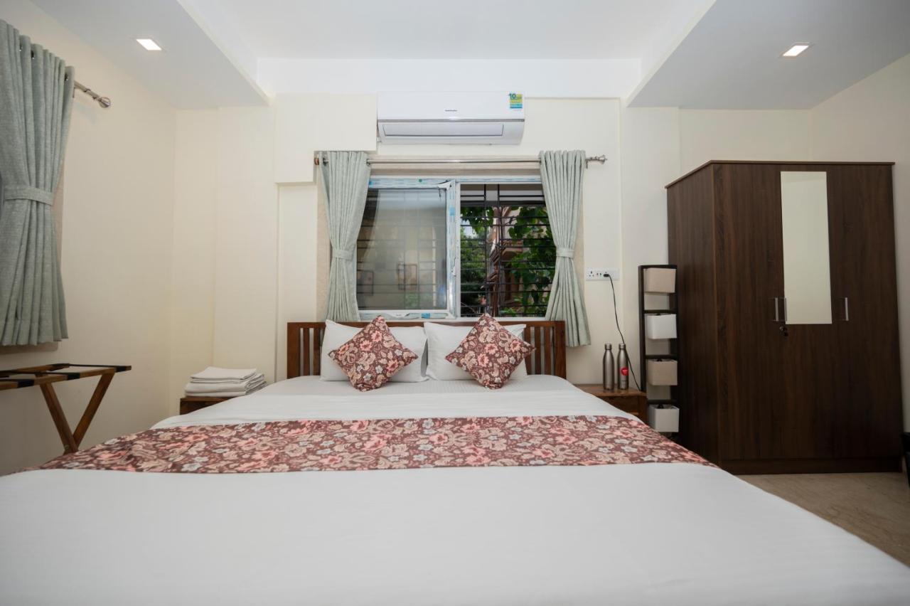 Lakeside Suites Calcutta Extérieur photo