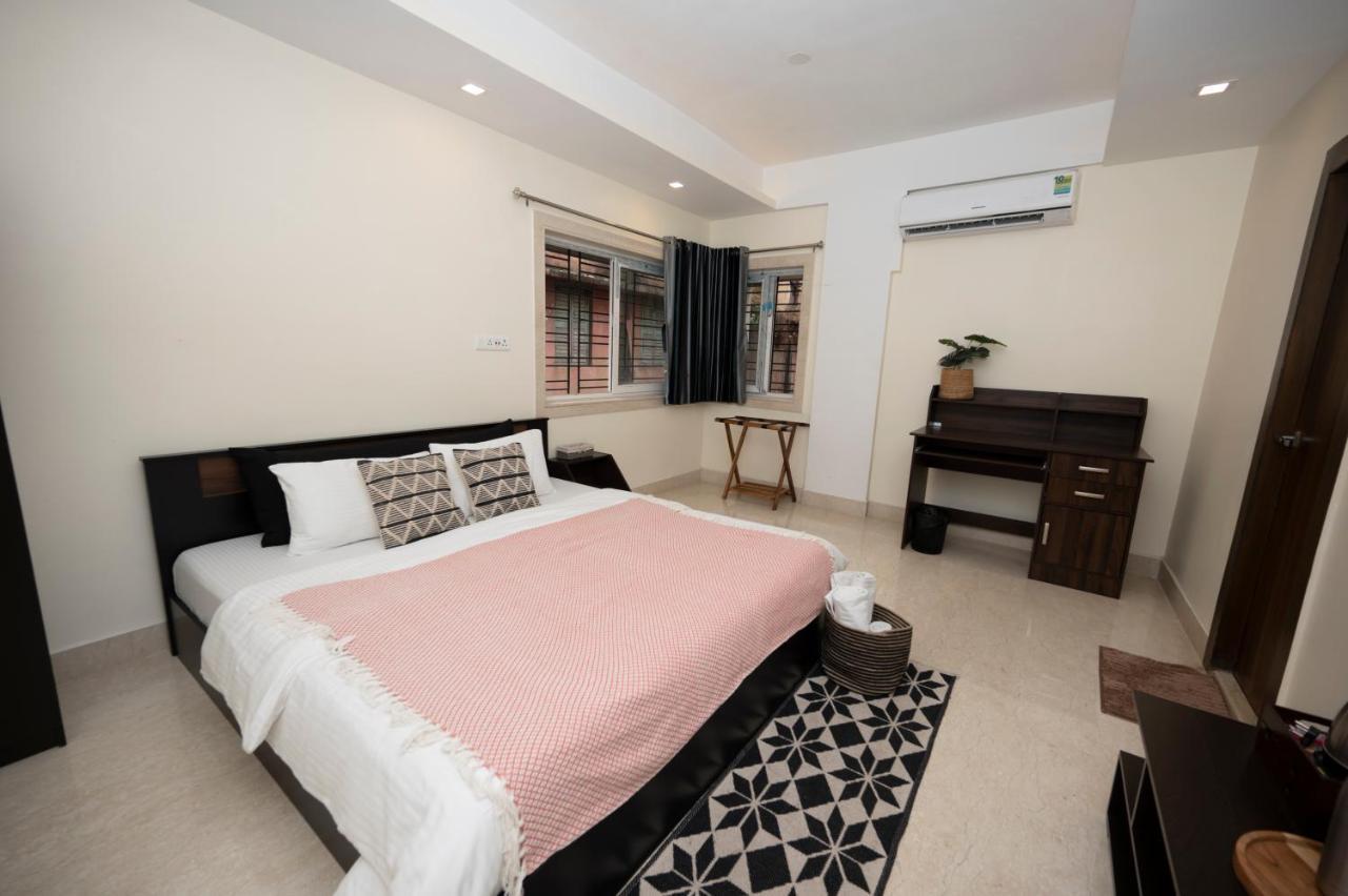 Lakeside Suites Calcutta Extérieur photo