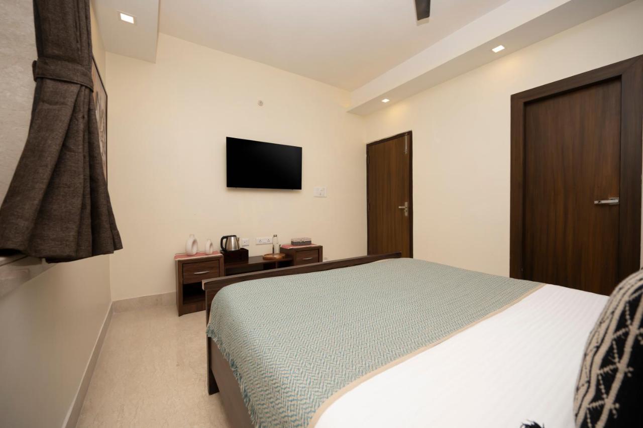 Lakeside Suites Calcutta Extérieur photo